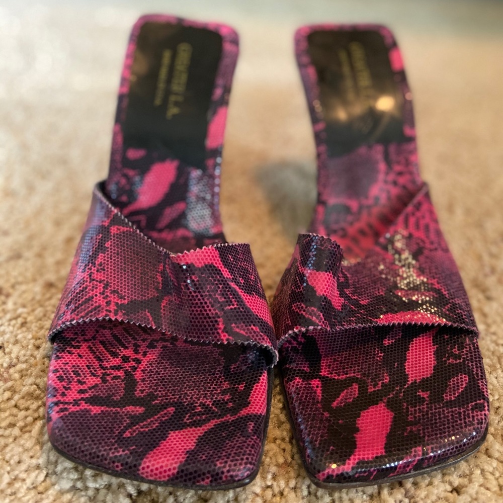 Pink Heels!!